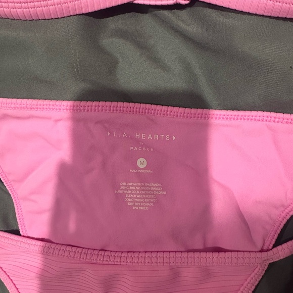 Pink bikini - Picture 3 of 3